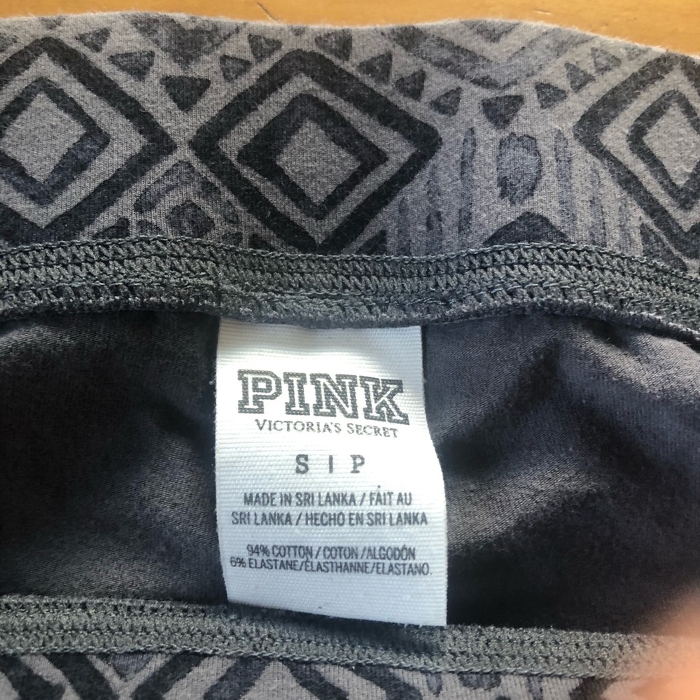 Victoria’s Secret Pink Tribal Leggings - Picture 3 of 3